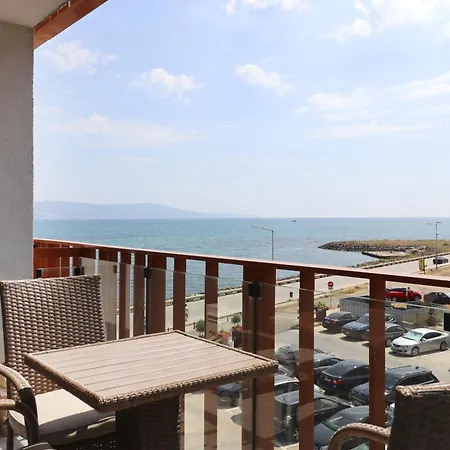 Stylish Paradiso 206 アパートホテル