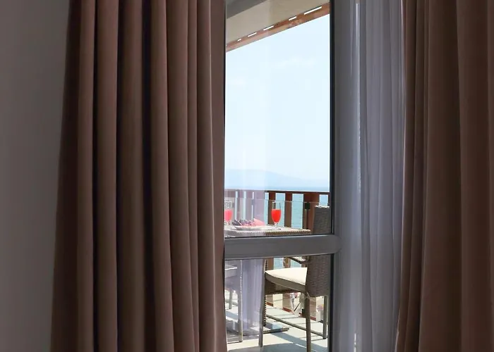 Apartmanhotel Stylish Paradiso 206 4*